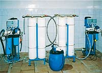 Система подготовки воды для бутылирования из подземной минерализованной воды г. Таганрог, фирма Аква/Юг, 2002 г